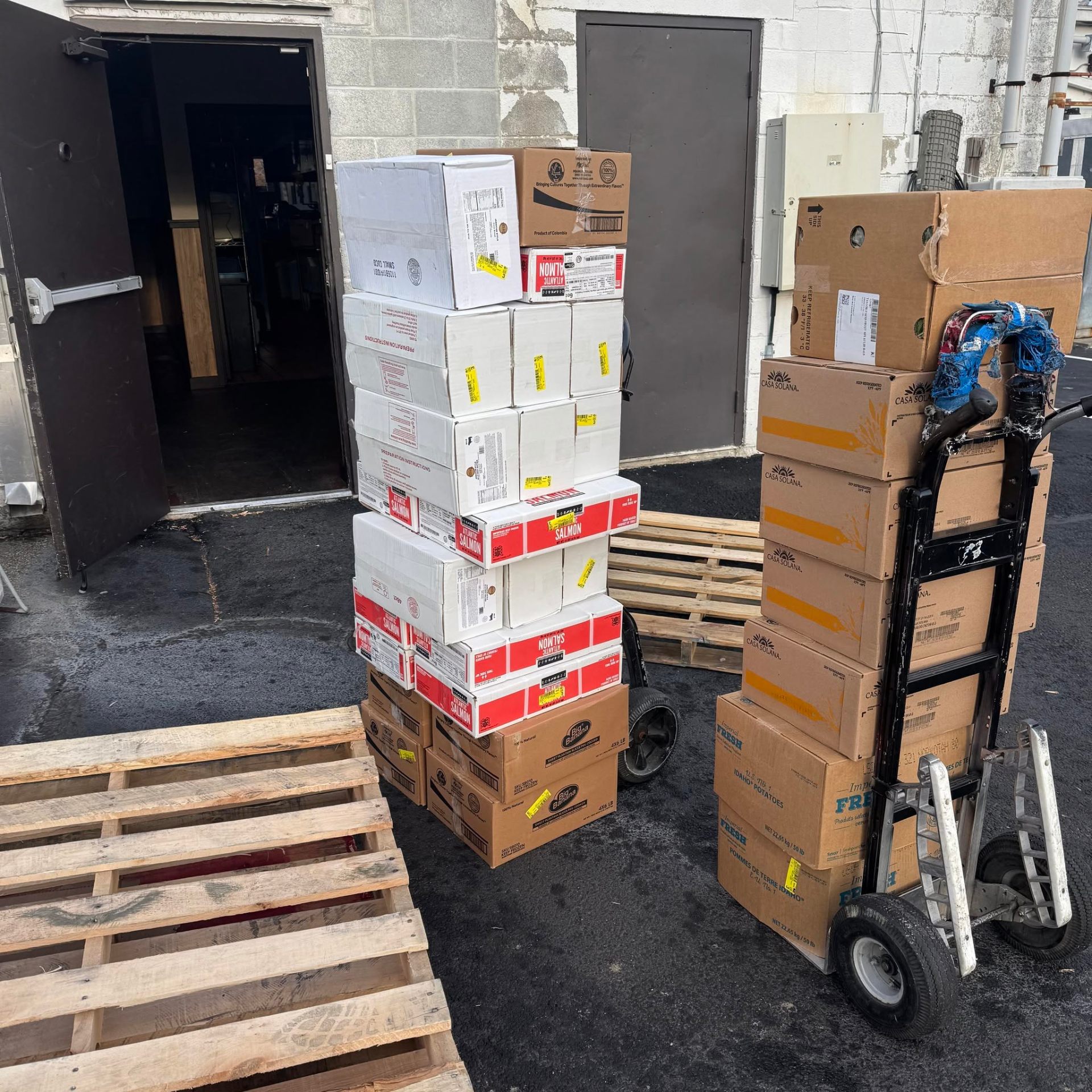 Commercial cleanout with stacked boxes